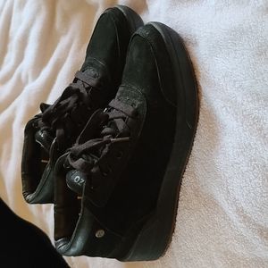 Mozo kitchen shoes